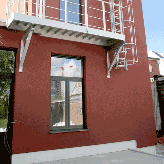 Dropdown Ladder Counterbalanced and Secured JOMY